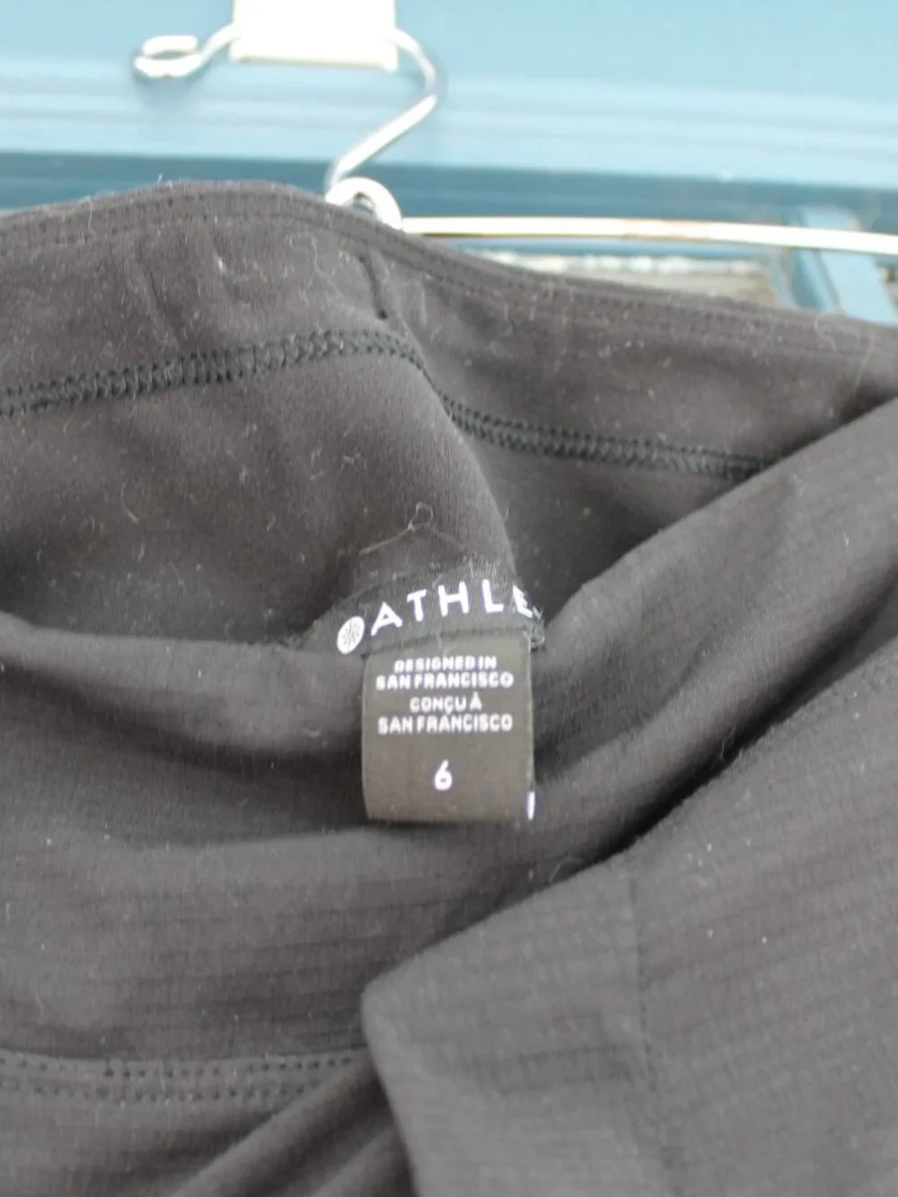 Athleta cropped pants - 6 - Picture 7 of 8